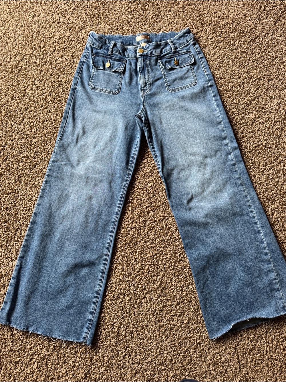 Kut from the Kloth Light Blue Wide Leg Jeans with Flap Pockets
